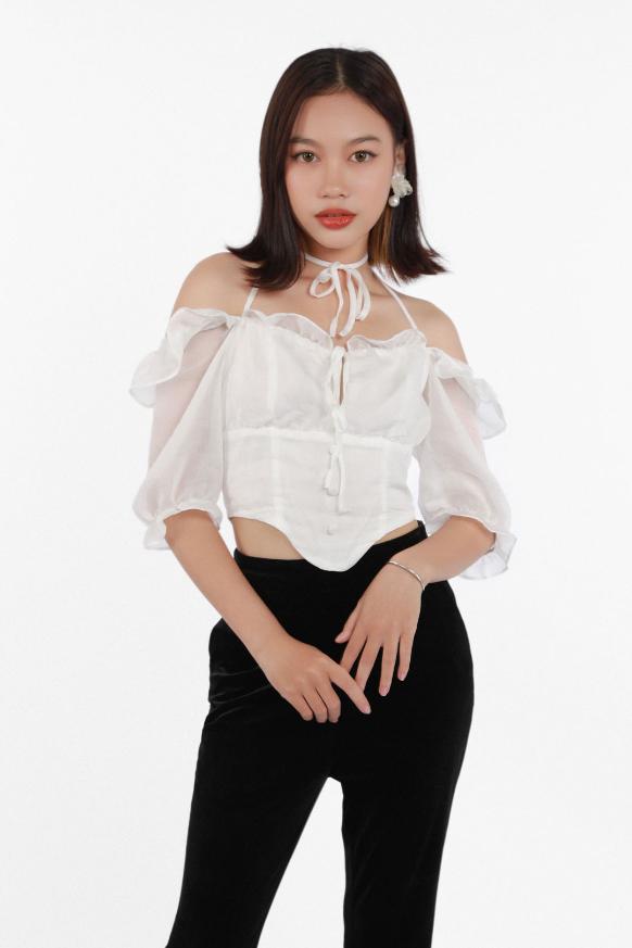 One-sided Off Shoulder Top | TEN11
